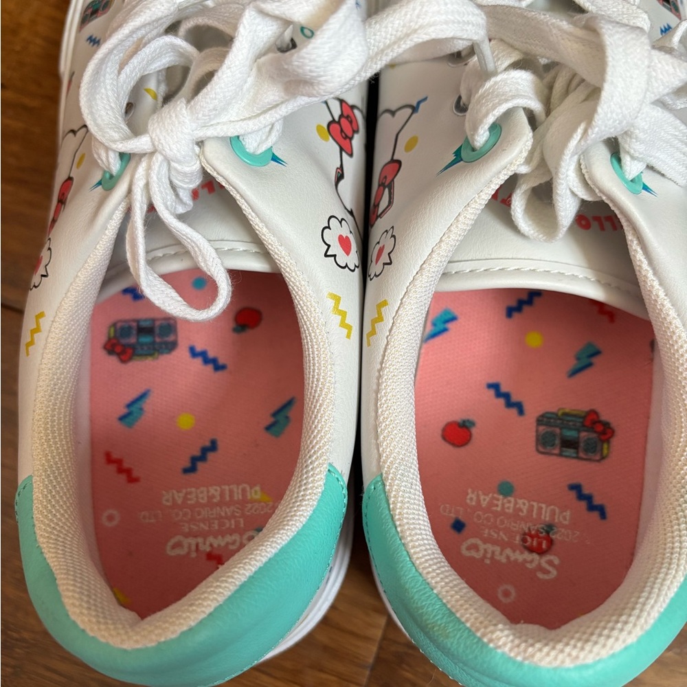 Hello Kitty Sneakers Y2K retro vibe - Picture 7 of 7